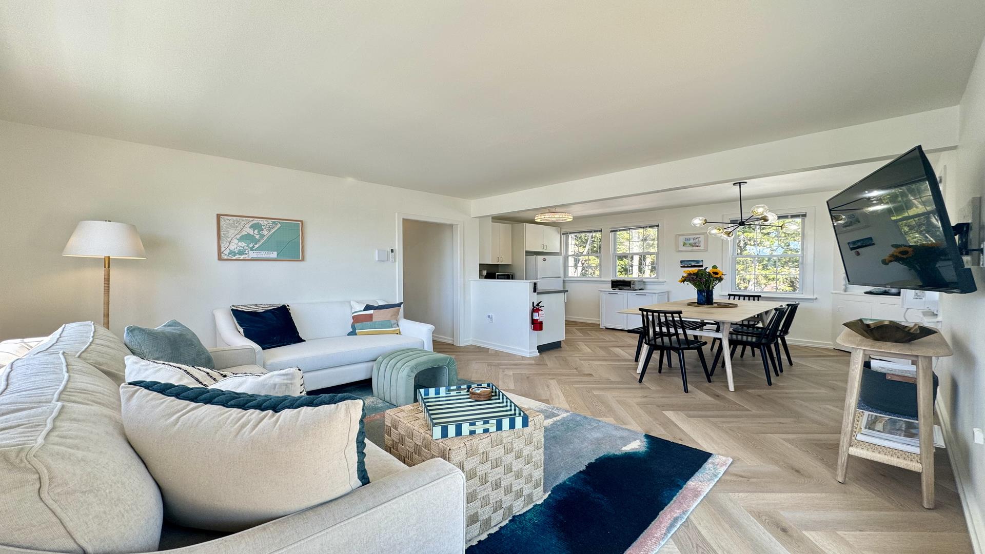 233 93rd Street, Stone Harbor (Center) - Picture 2