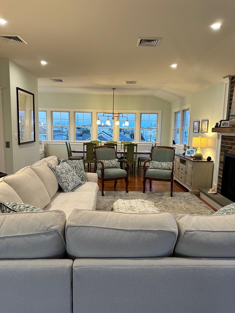 1512 Beach Avenue, North Beach Haven (Ocean Side)