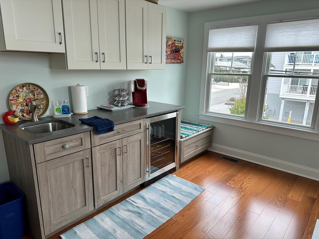 1512 Beach Avenue, North Beach Haven (Ocean Side)