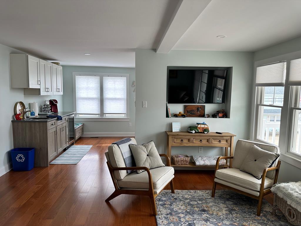 1512 Beach Avenue, North Beach Haven (Ocean Side)