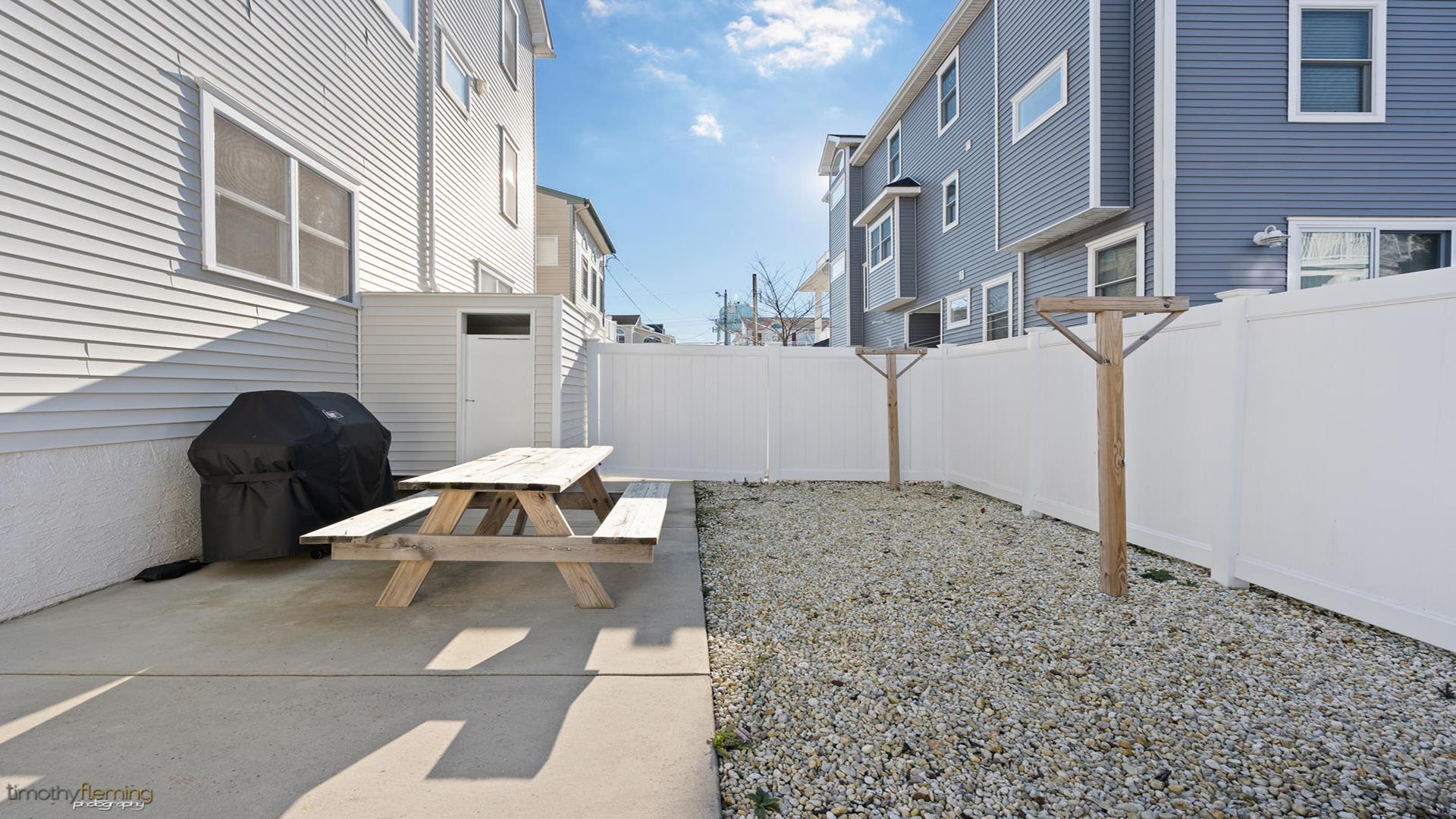 7708 Central Avenue, Sea Isle City (Center)
