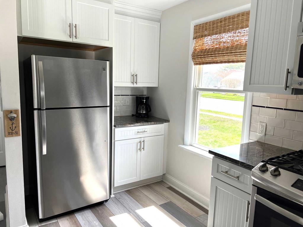 3 Bedroom, 2 Bathroom - 1021 Illinois Ave | Photo 13