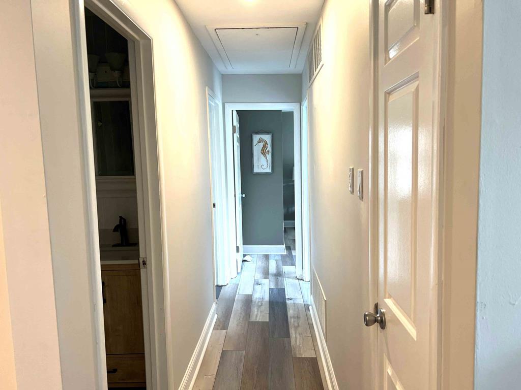 3 Bedroom, 2 Bathroom - 1021 Illinois Ave | Photo 16