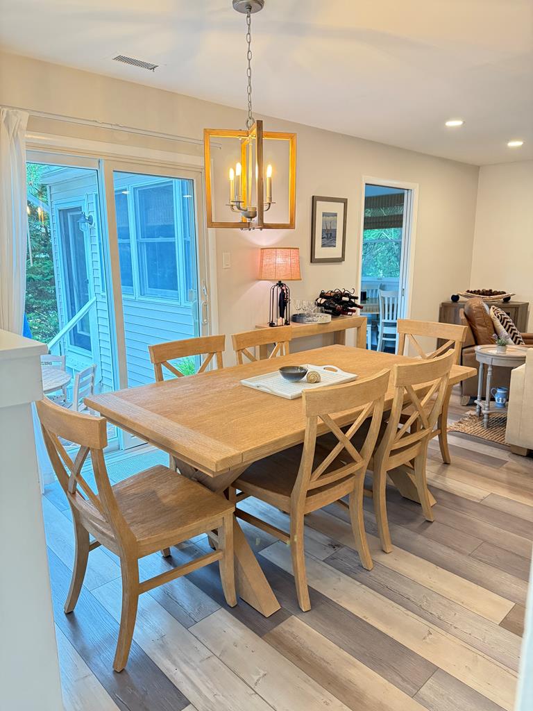 3 Bedroom, 2 Bathroom - 1021 Illinois Ave | Photo 4