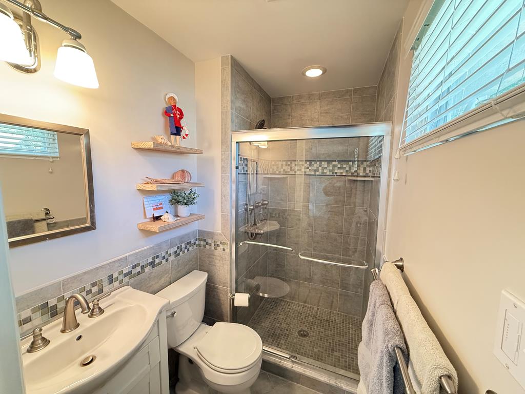 3 Bedroom, 2 Bathroom - 1021 Illinois Ave | Photo 28
