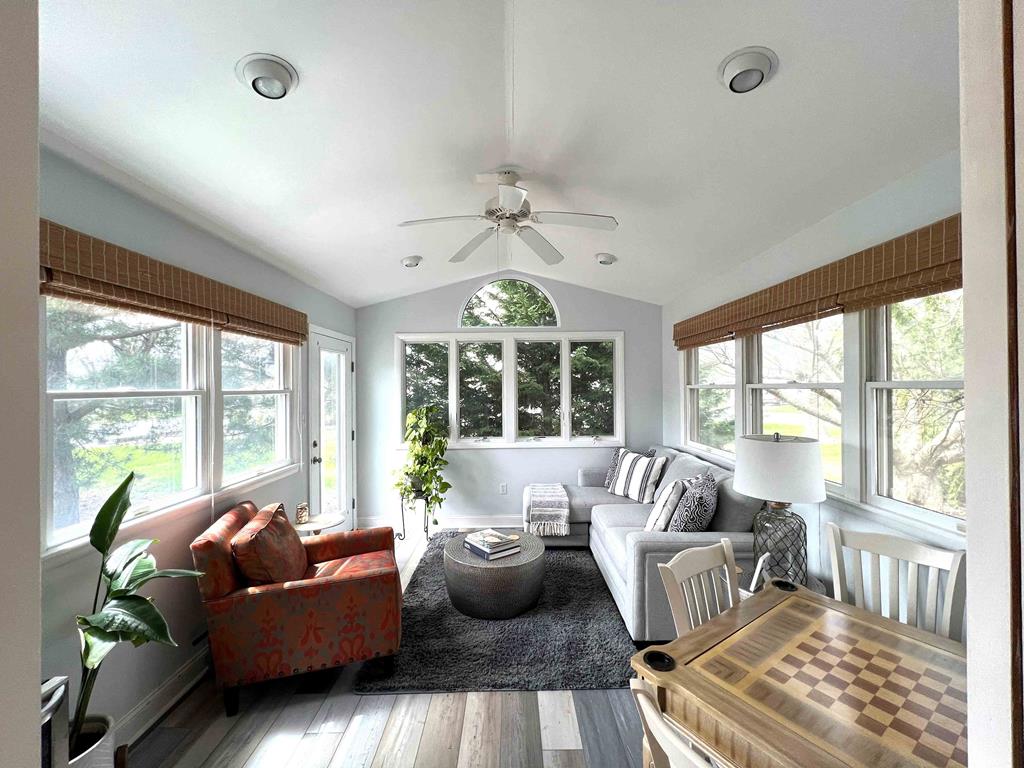 3 Bedroom, 2 Bathroom - 1021 Illinois Ave | Photo 30