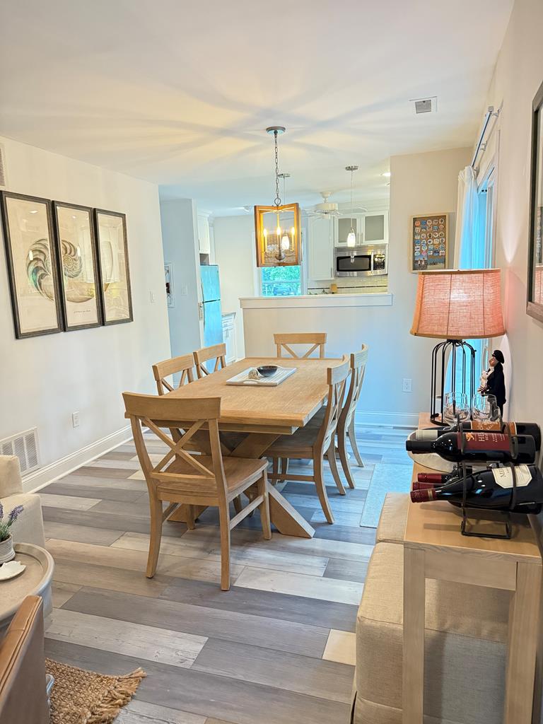 3 Bedroom, 2 Bathroom - 1021 Illinois Ave | Photo 5