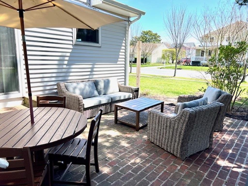 3 Bedroom, 2 Bathroom - 1021 Illinois Ave | Photo 35