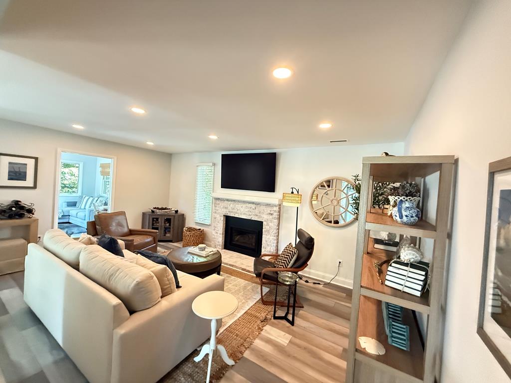 3 Bedroom, 2 Bathroom - 1021 Illinois Ave | Photo 10