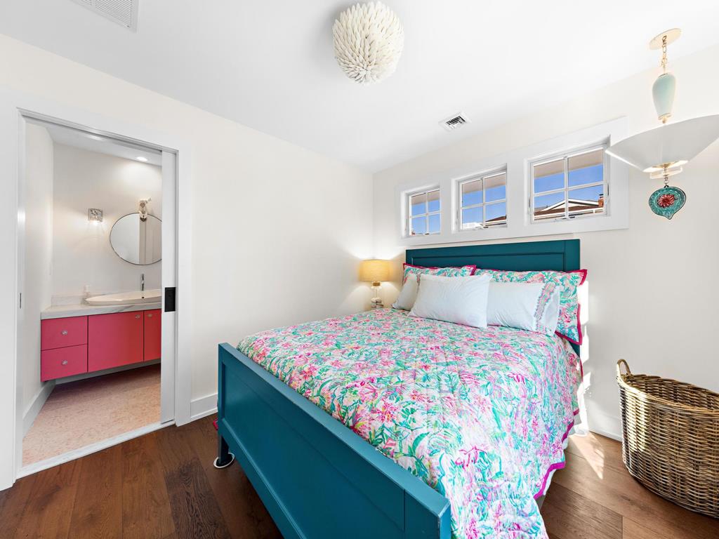 9200 Beach Avenue, Peahala Park (Ocean Side)