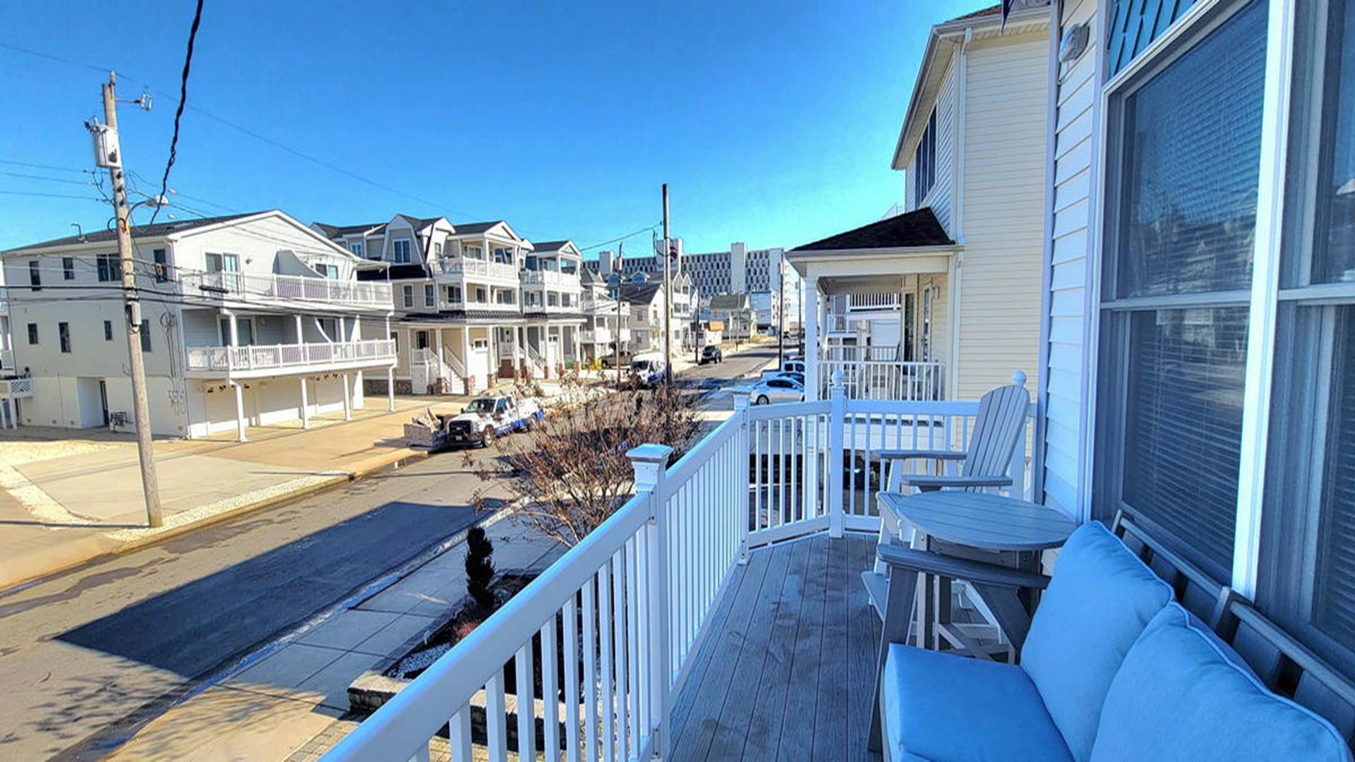 136 38th St, Sea Isle City (Beach Block)