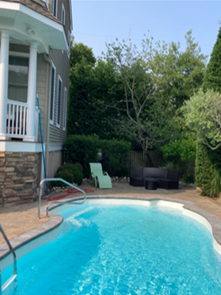 20 Sherwood Way, North Beach (Bay Side)