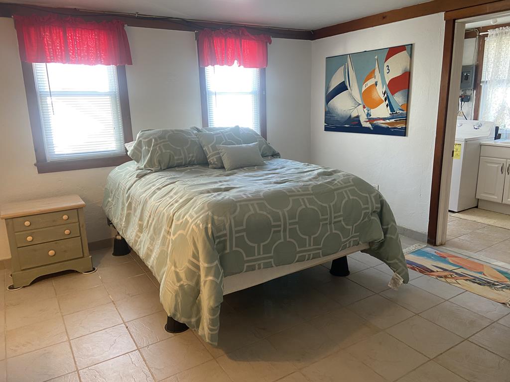 20 Sherwood Way, North Beach (Bay Side)