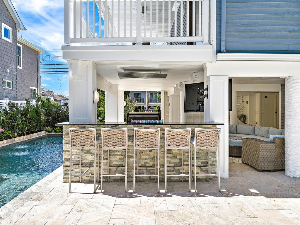 9805 Beach Avenue, Beach Haven Park (Ocean Block)