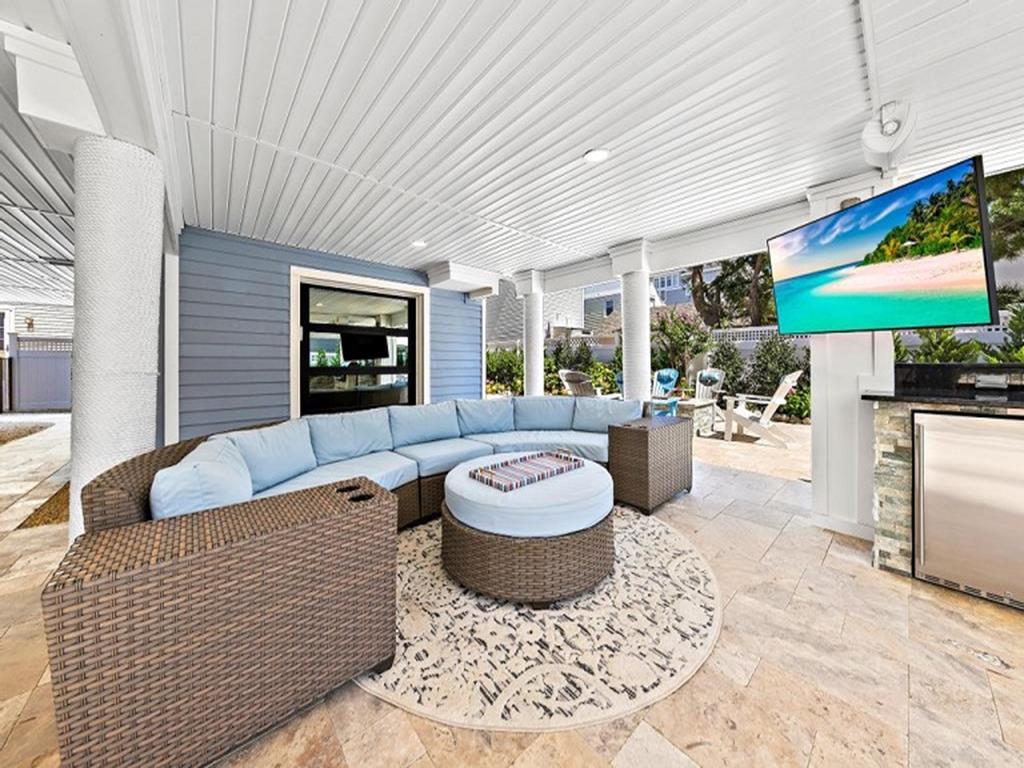 9805 Beach Avenue, Beach Haven Park (Ocean Block)