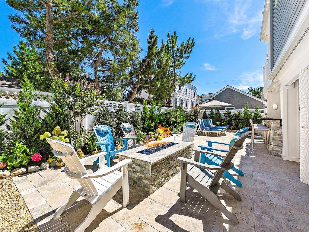 9805 Beach Avenue, Beach Haven Park (Ocean Block)