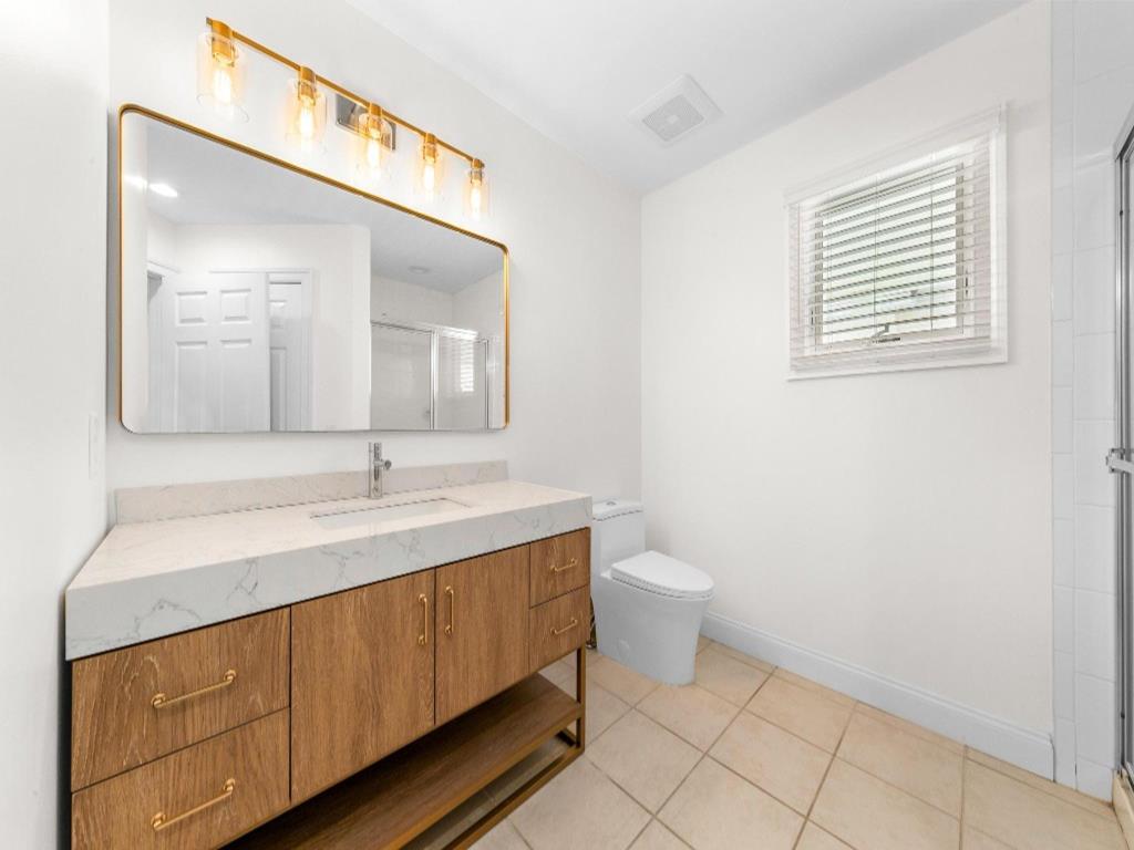 124 E. 12th Street, Ship Bottom (Ocean Block)