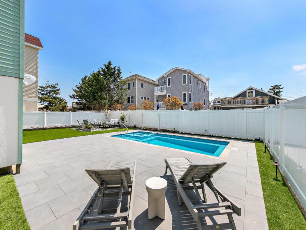 124 E. 12th Street, Ship Bottom (Ocean Block)