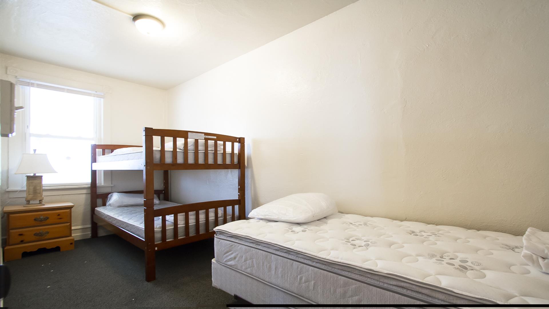 9700 Third Avenue, Stone Harbor (Center) - Picture 5