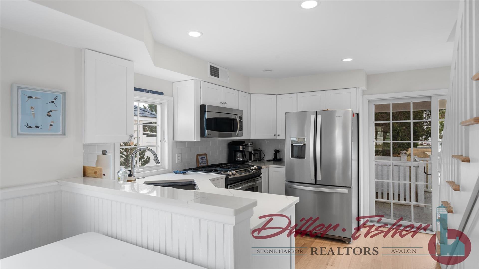 18 Linden Lane, Stone Harbor (Mid-Island)