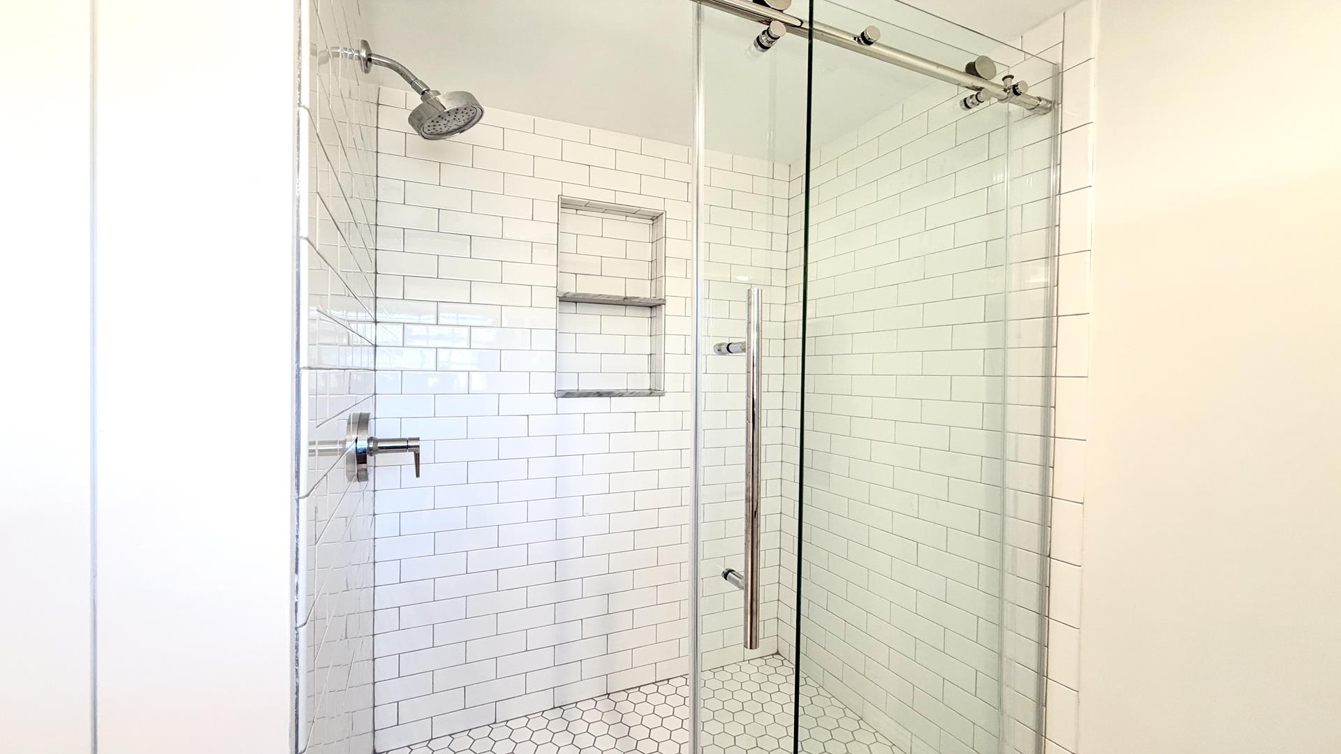 18 Linden Lane, Stone Harbor (Mid-Island)