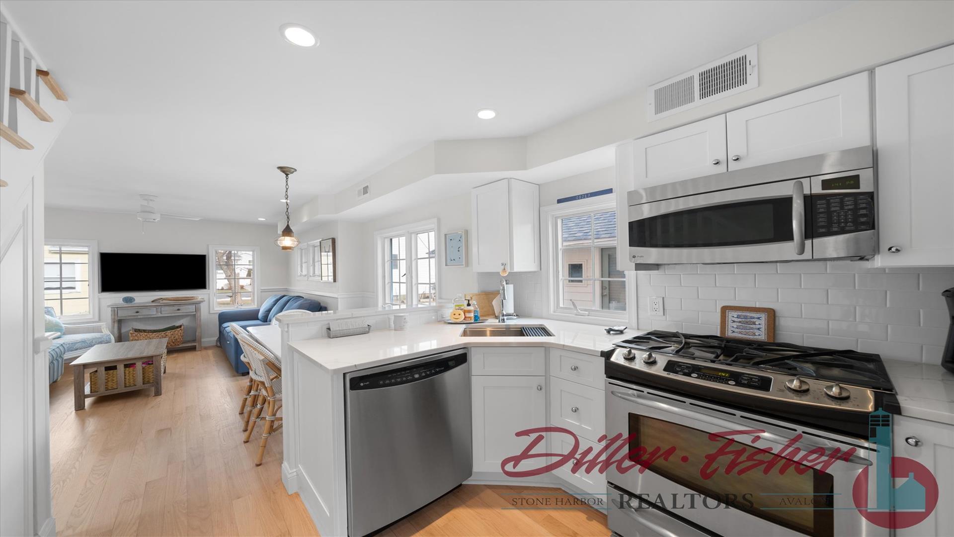 18 Linden Lane, Stone Harbor (Mid-Island)