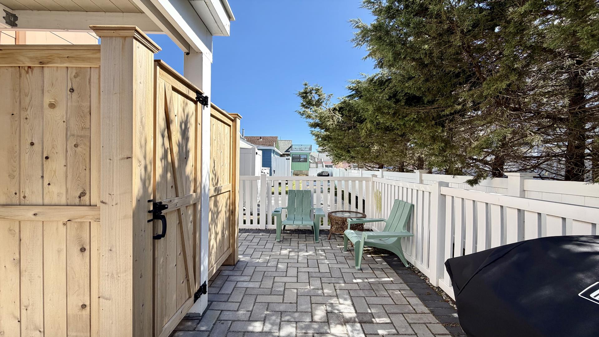 18 Linden Lane, Stone Harbor (Mid-Island)