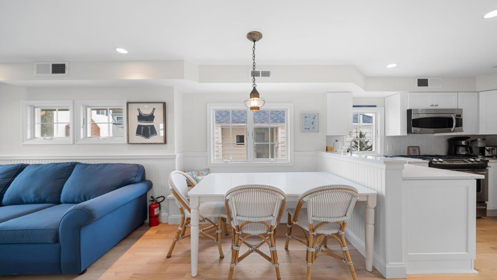 18 Linden Lane, Stone Harbor (Mid-Island)