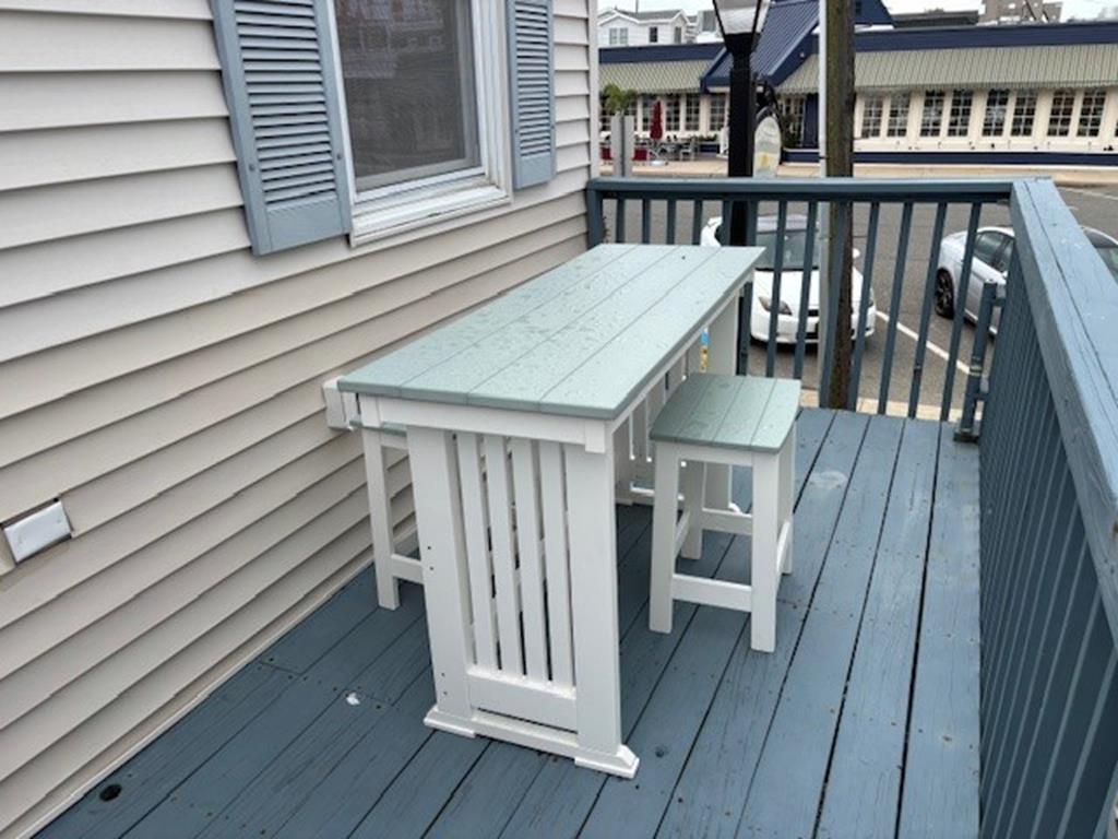 533 Engleside Avenue, Beach Haven (Bay Side)