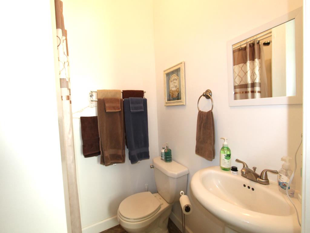 533 Engleside Avenue, Beach Haven (Bay Side)