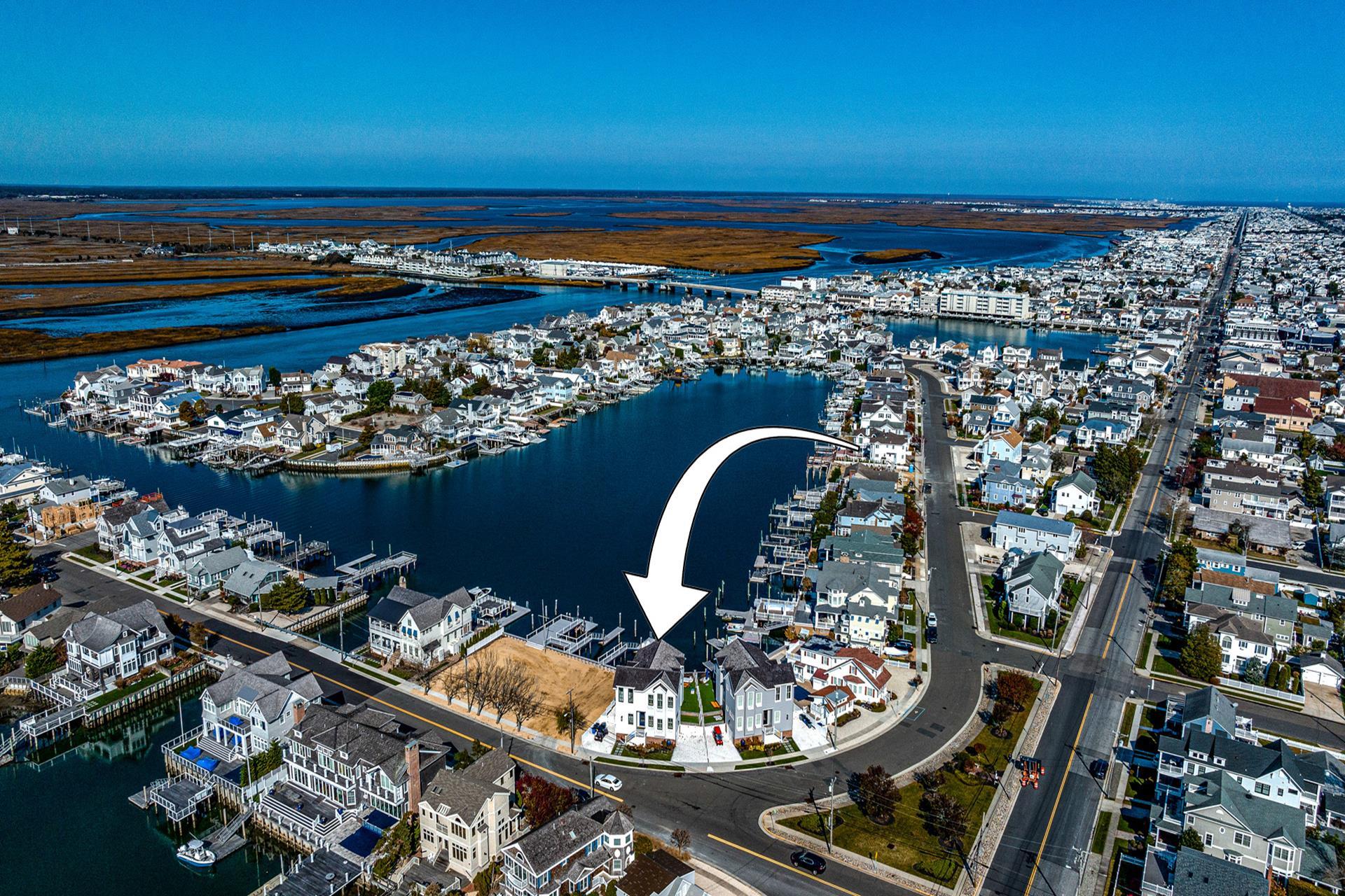 10315 Sunrise Drive, Stone Harbor (Bayfront)