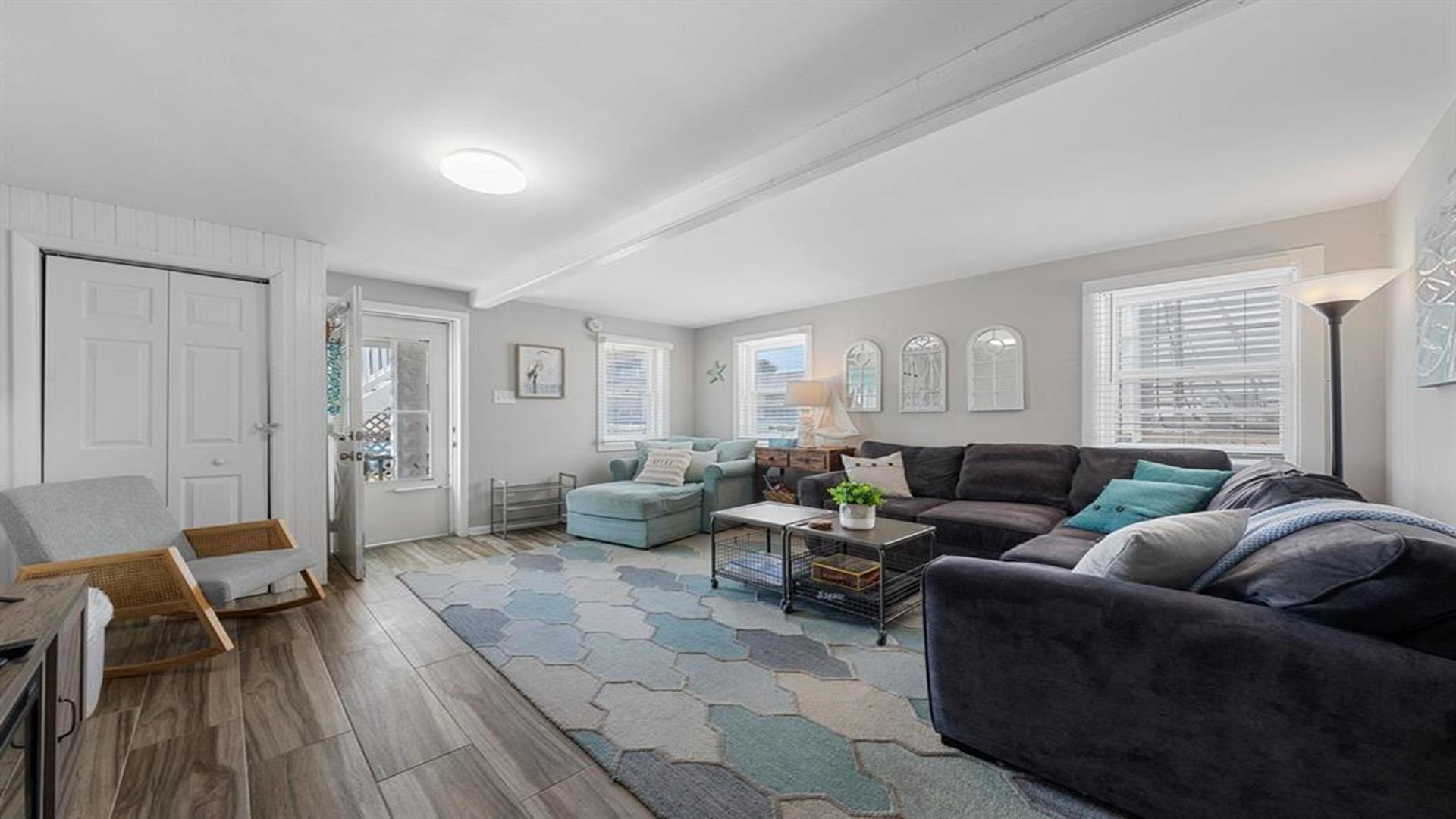 115 43rd Street, Sea Isle (Center)