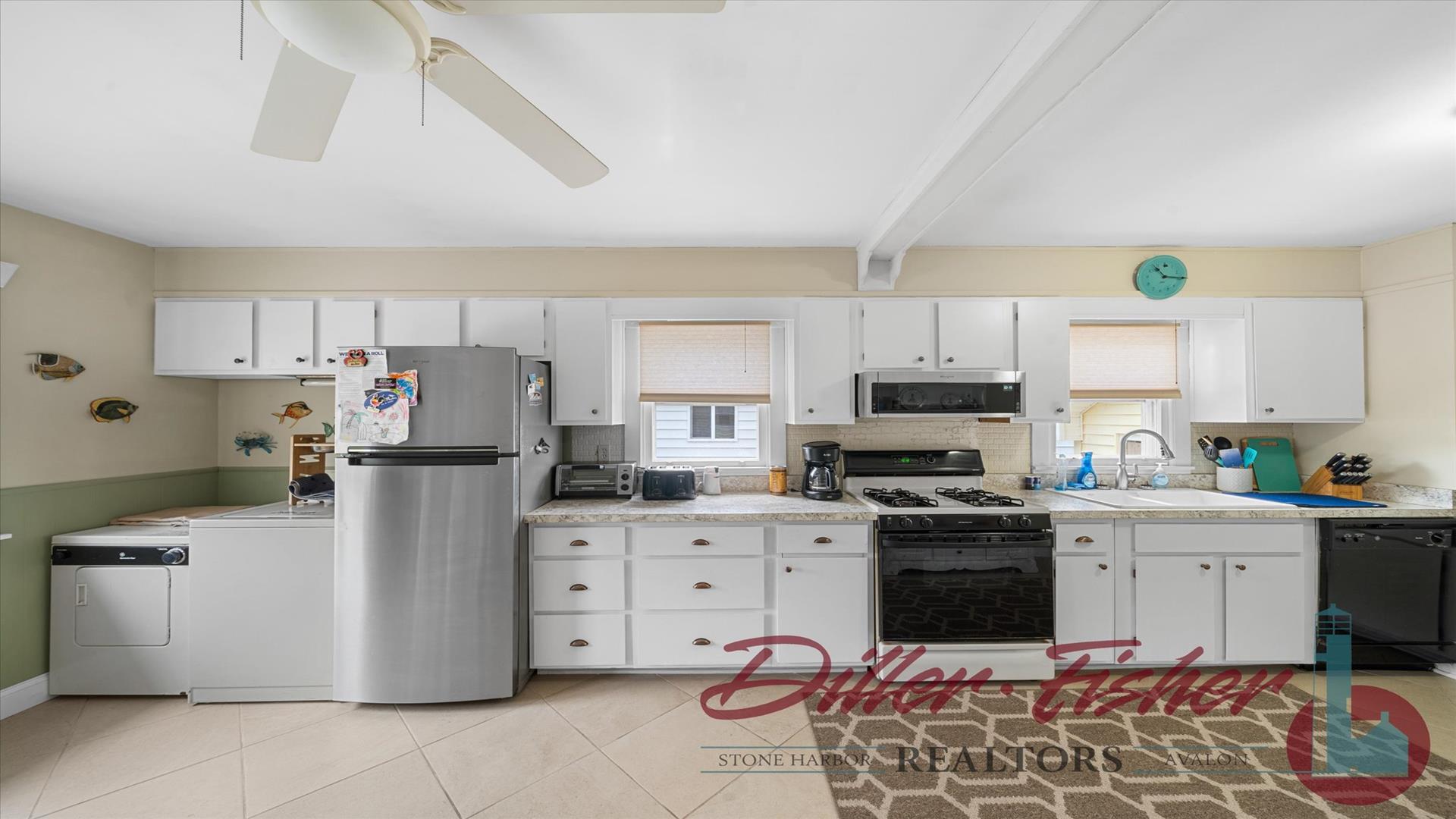 427 21st Street, Avalon (Mid-Island)