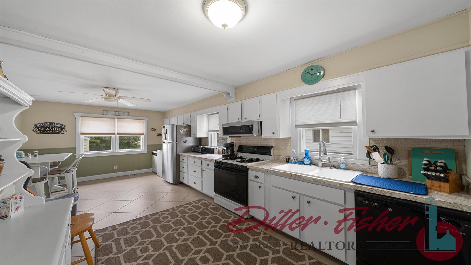 427 21st Street, Avalon (Mid-Island)