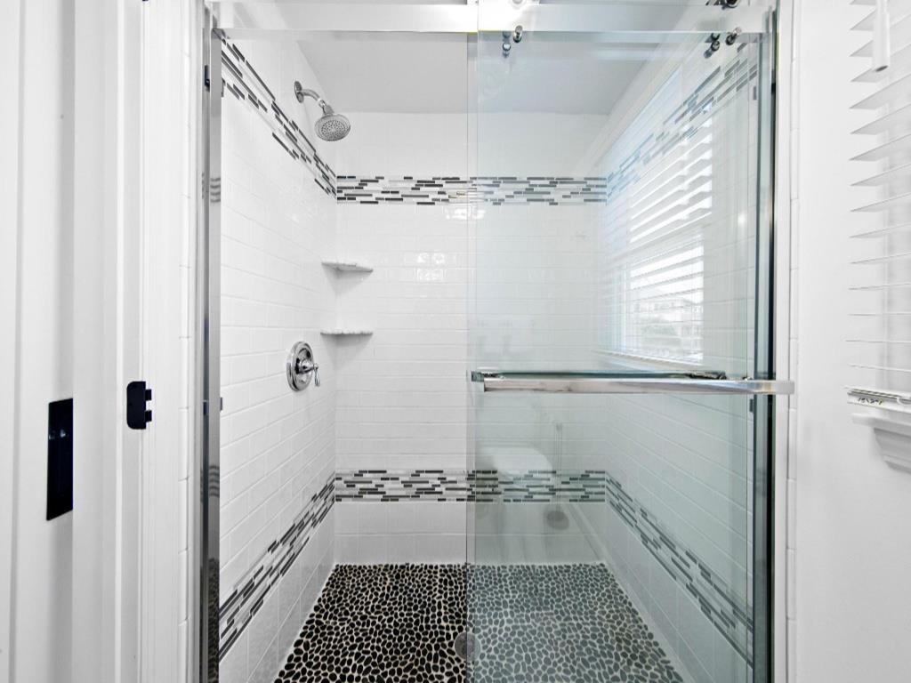 126 East 26th Street, Ship Bottom (Ocean Block)