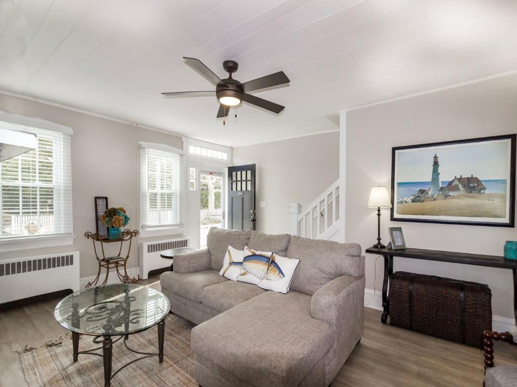 Pet-friendly Colonial Unit in Historic Cape May | Photo 6