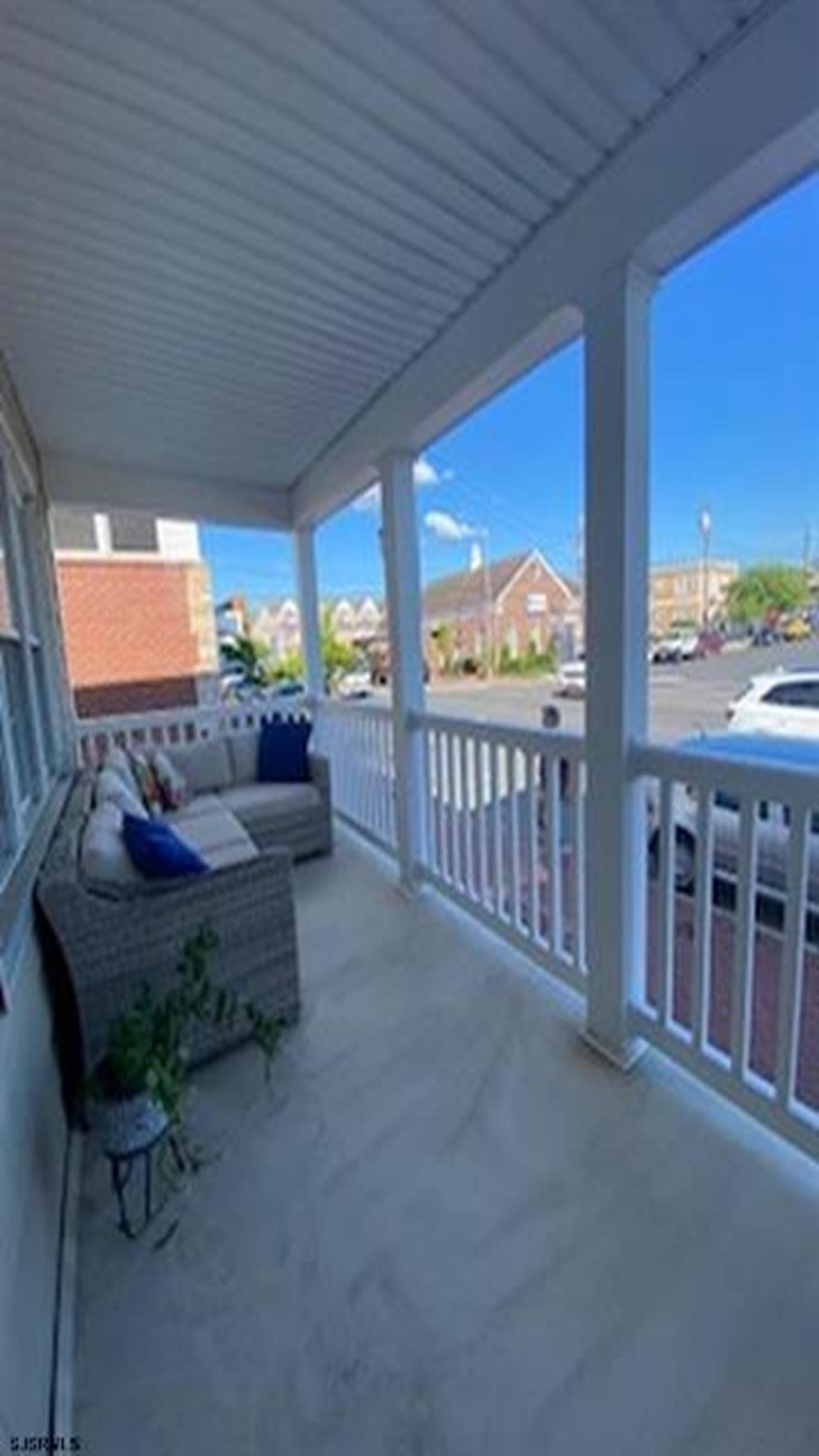 7811 Ventnor Avenue, Margate (Beach Block)