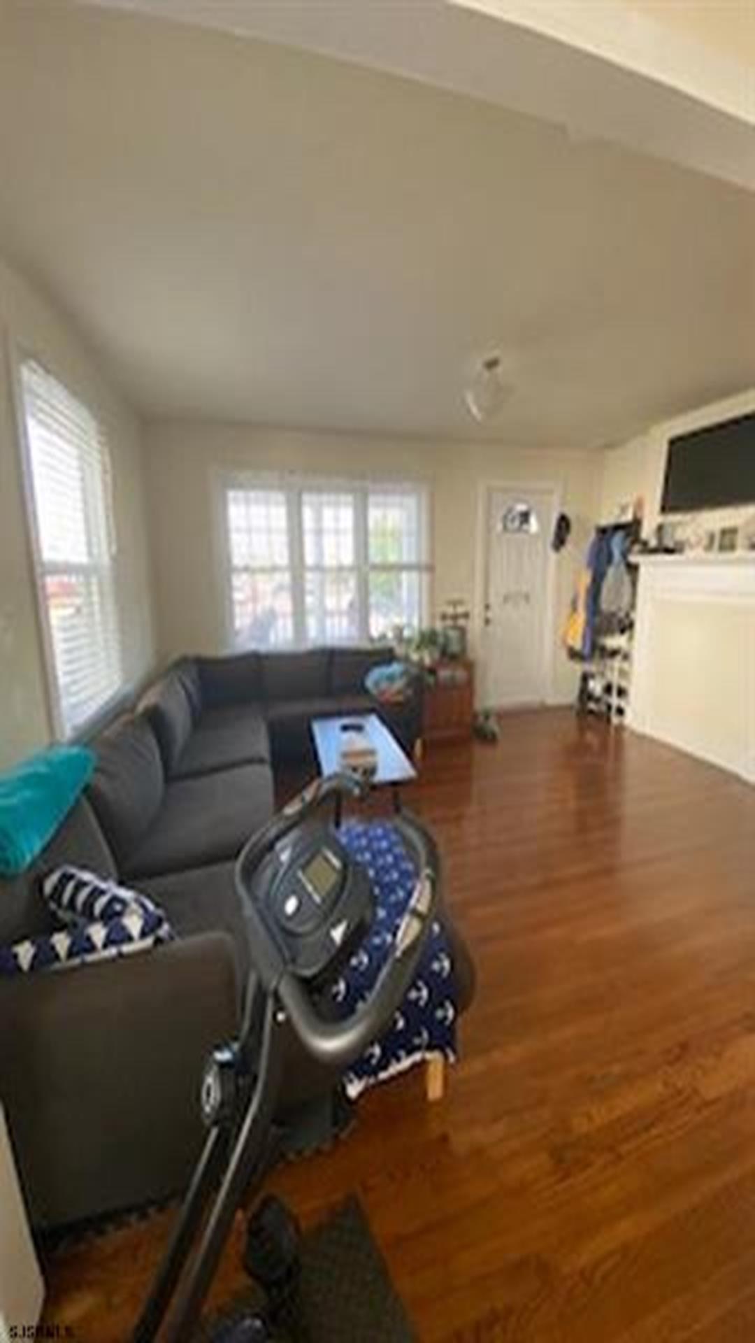 7811 Ventnor Avenue, Margate (Beach Block)