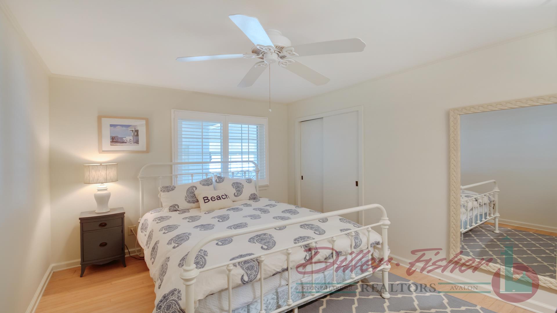 10510 Second Avenue, Stone Harbor (Mid-Island)