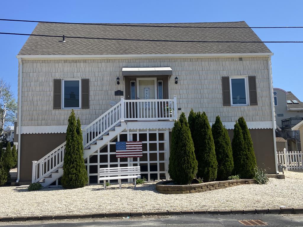 11 W. Lavenia Avenue, Beach Haven Crest