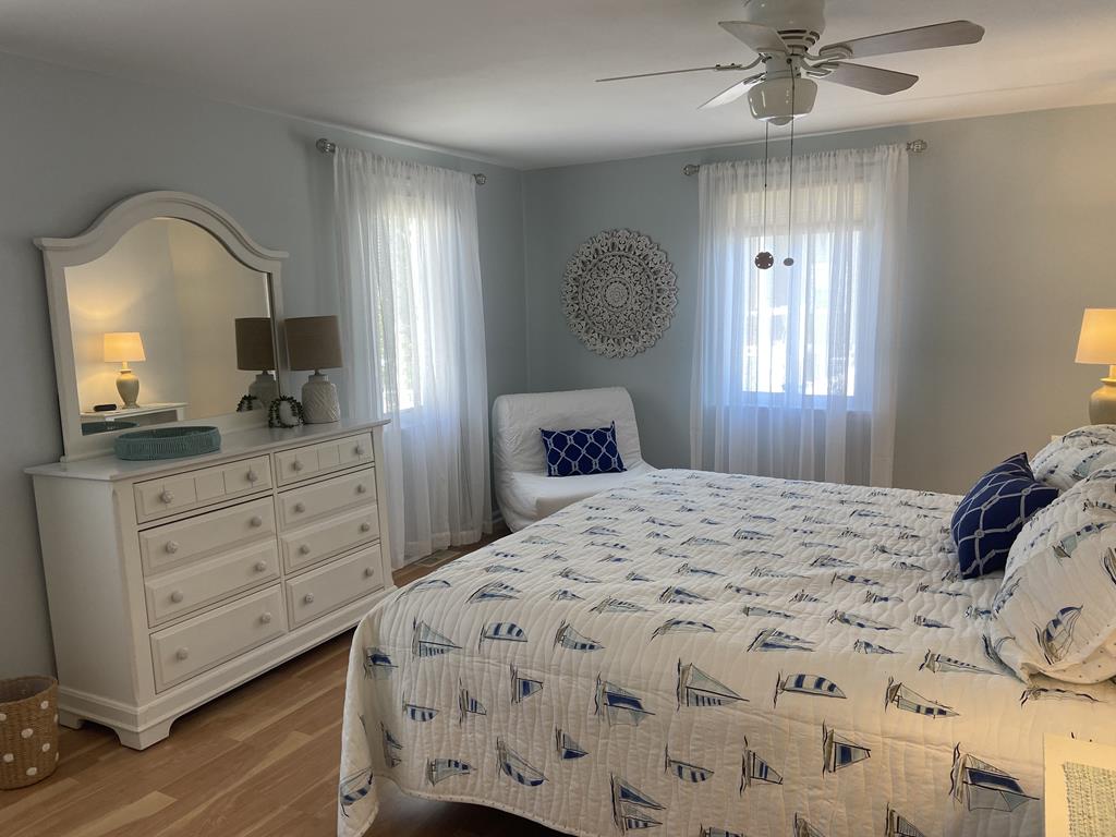 11 W. Lavenia Avenue, Beach Haven Crest (Bay Side)