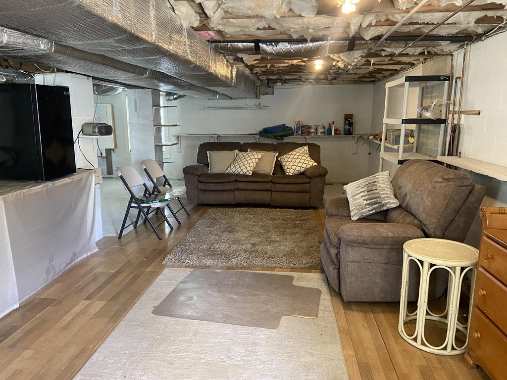 11 W. Lavenia Avenue, Beach Haven Crest (Bay Side)