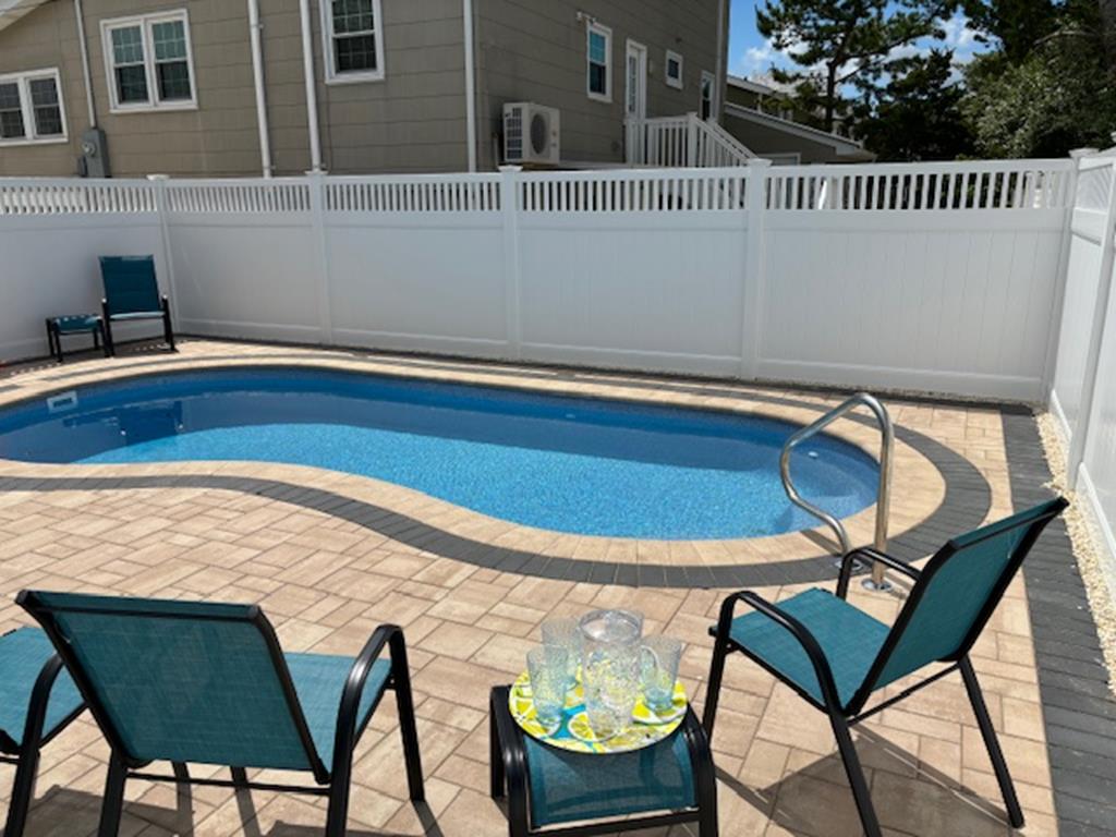 11 W. Lavenia Avenue, Beach Haven Crest (Bay Side)