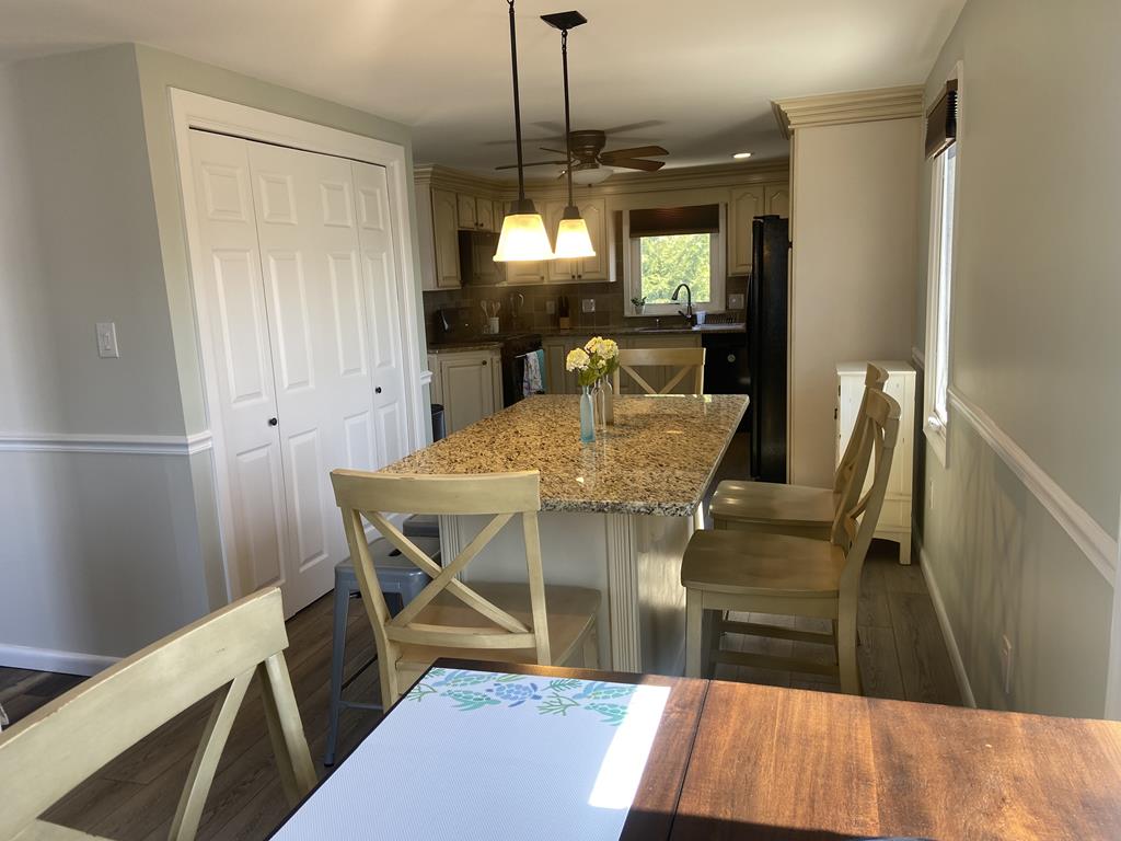 11 W. Lavenia Avenue, Beach Haven Crest (Bay Side)