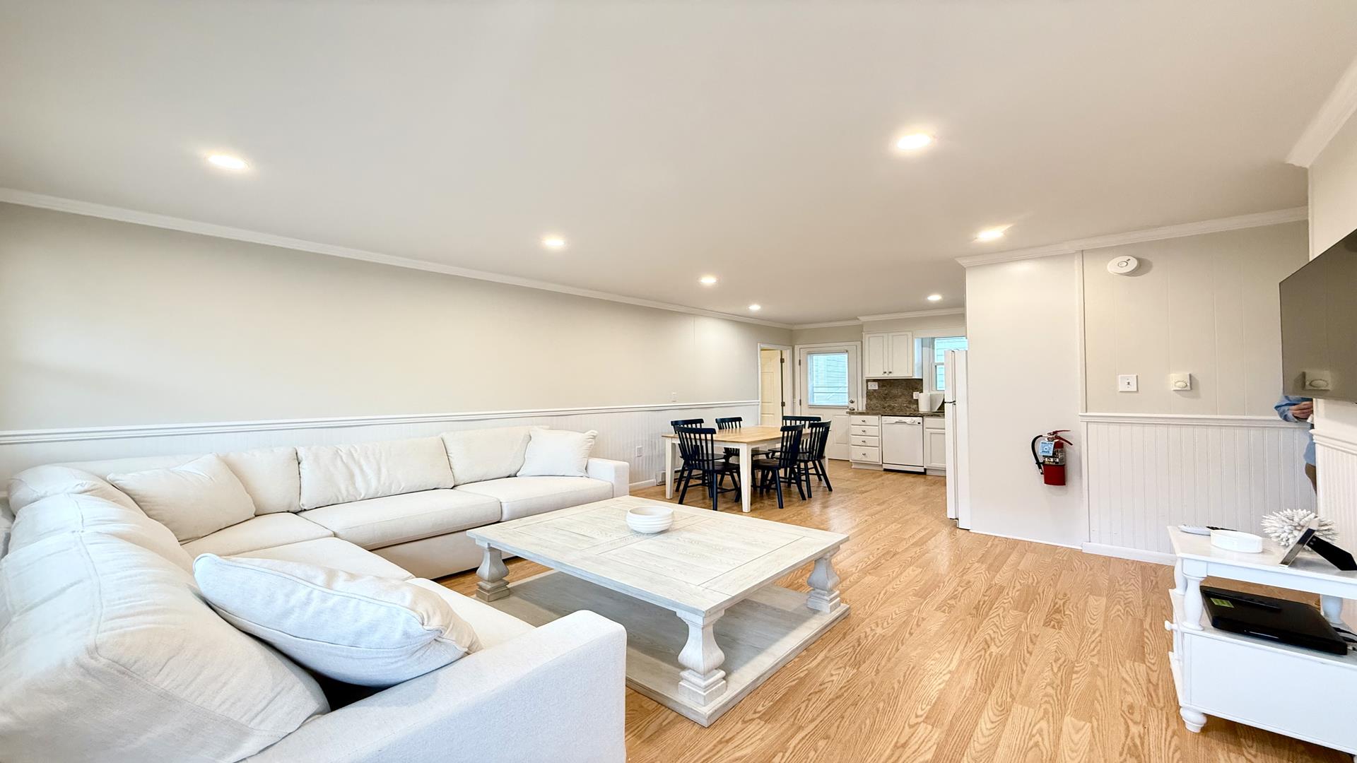 225 82nd street, Stone Harbor (Mid-Island) - Picture 2