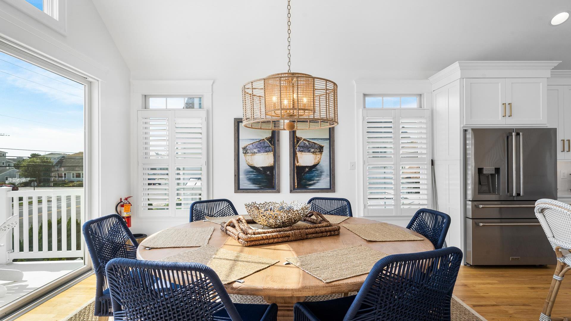 2402 Avalon Avenue, Avalon (1 Block to Beach)