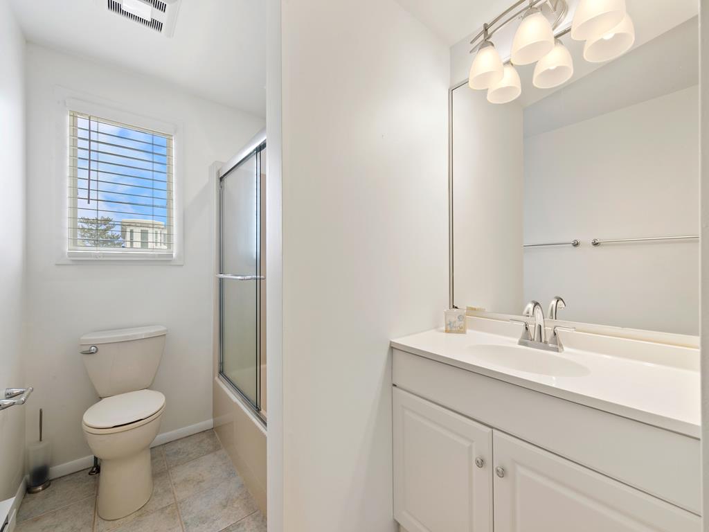 120 E 18th Street, Ship Bottom (Ocean Block)