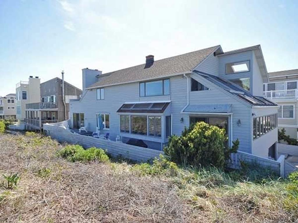 214 E 19th Street, North Beach Haven