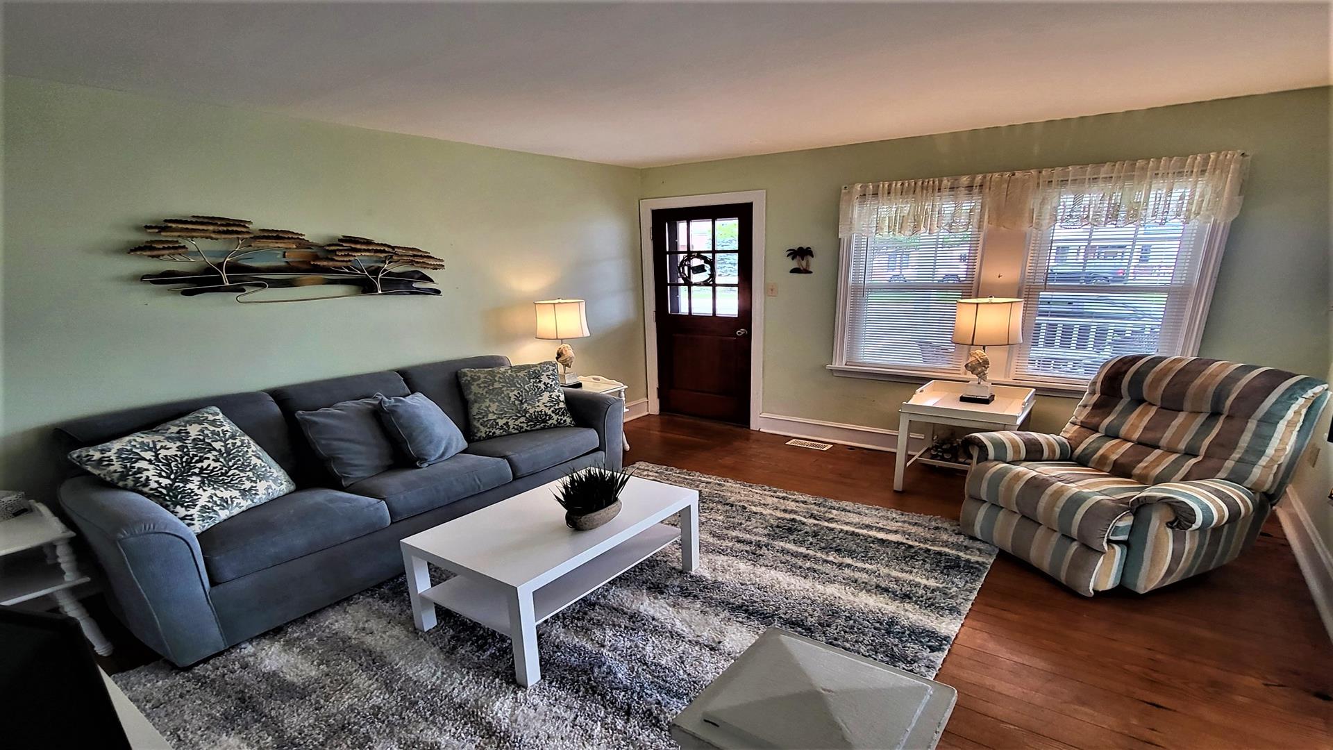 9629 Second Avenue., Stone Harbor (Mid-Island) - Picture 3