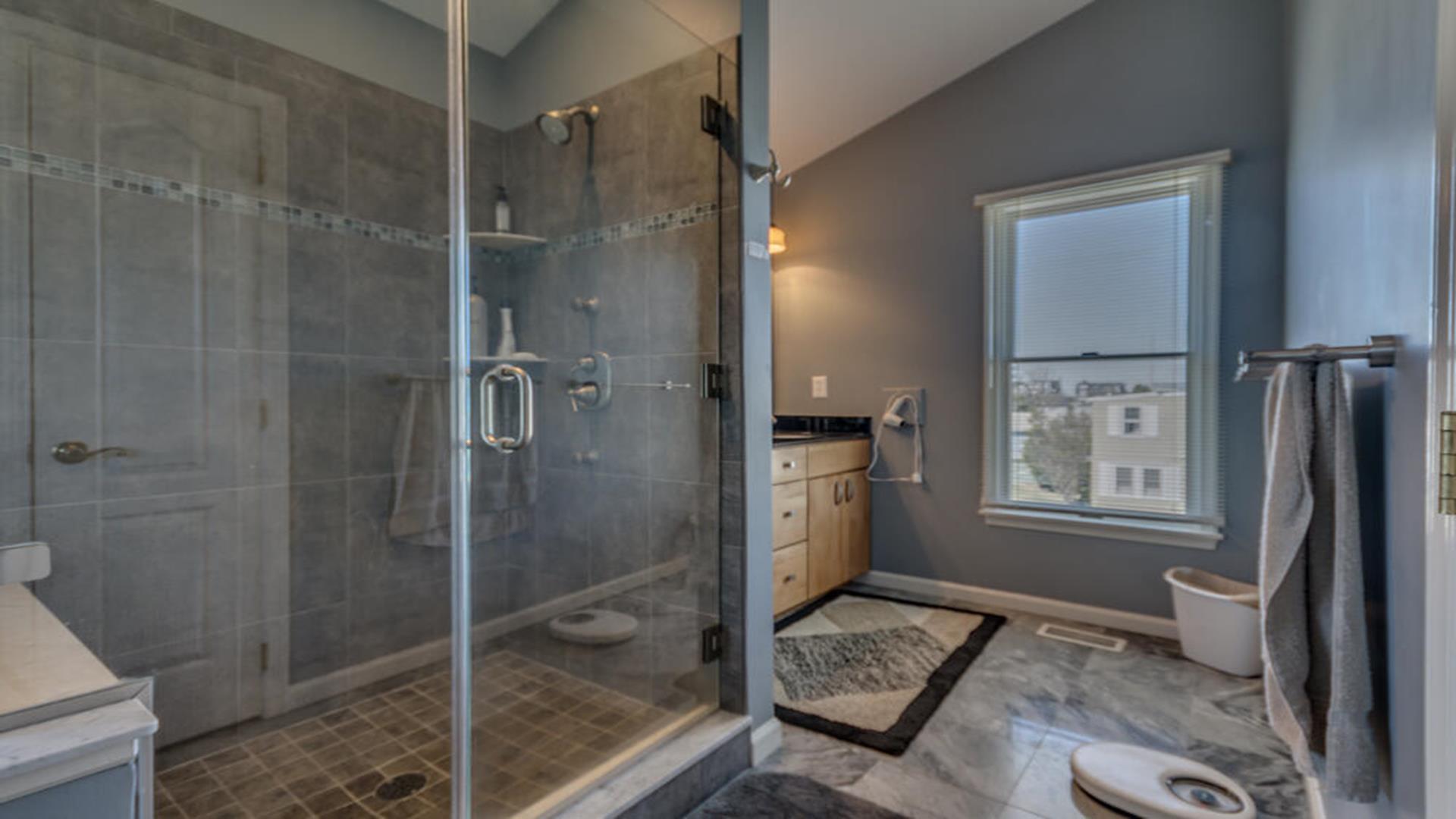 3618 Dune Drive, Avalon (1 Block to Beach)